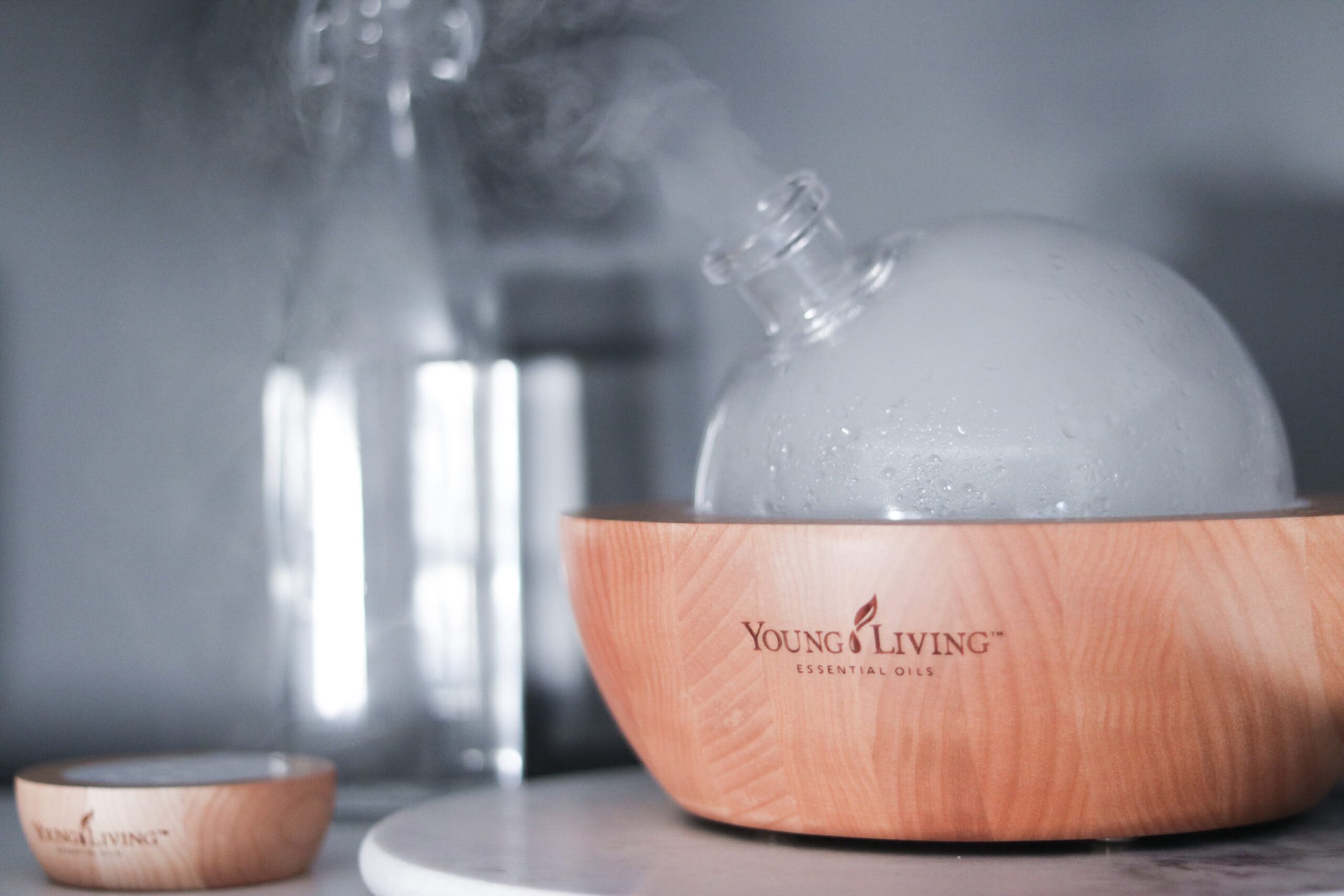 Doftljus och aroma diffusers med eteriska oljor till spaavdelningen